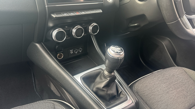 Renault Captur 1.0 TCE 90 S Edition 5dr Petrol Hatchback